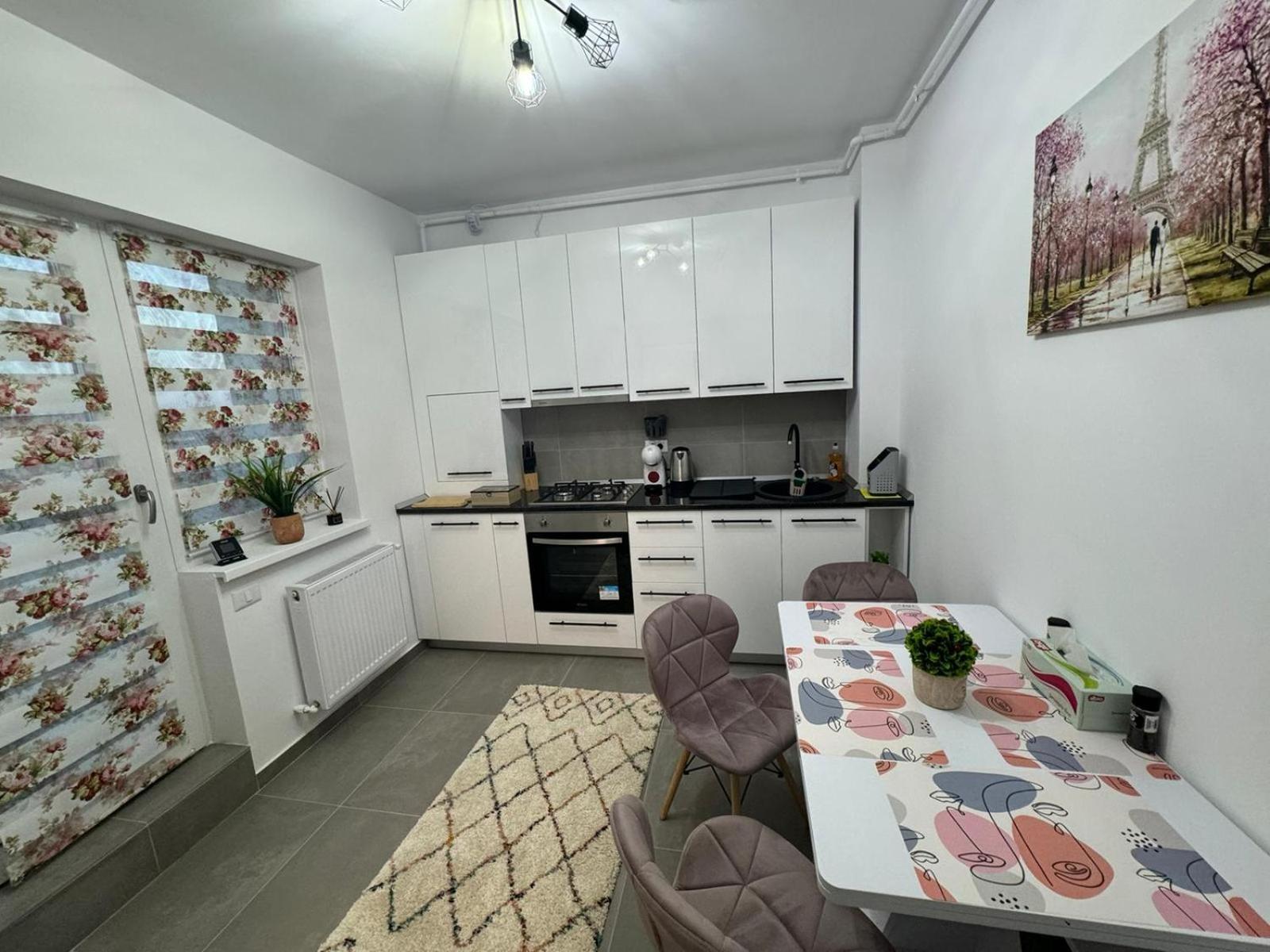 The Moon View Apartment